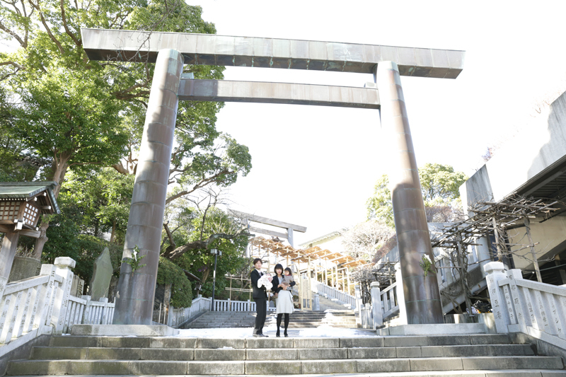 伊勢山皇大神宮の撮影スポット 鳥居と階段
