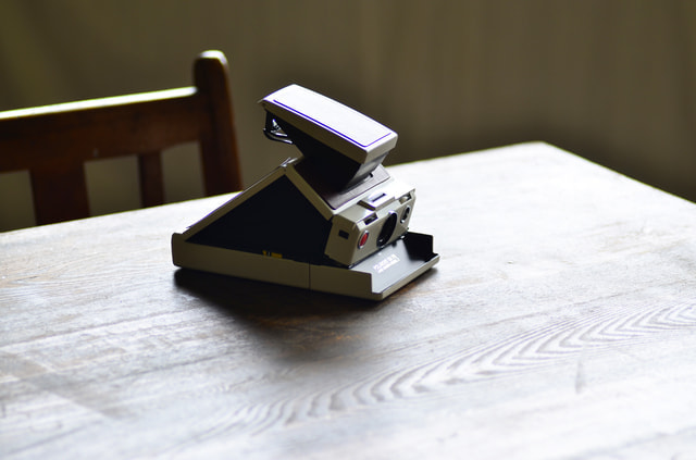 デジタルカメラでフィルムカメラのような写真に仕上げる