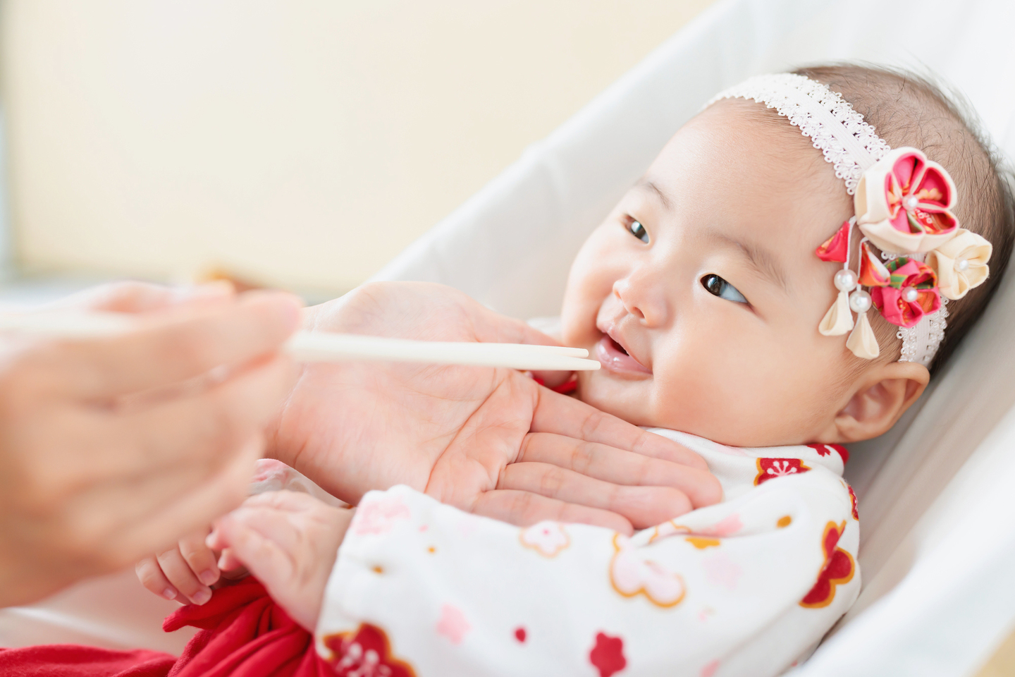 お食い初め、百日祝いの写真